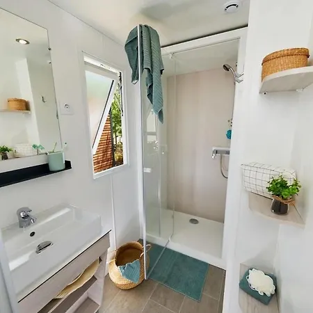 4 Etoiles - Piscine - Ccbecdi Kamp alanı