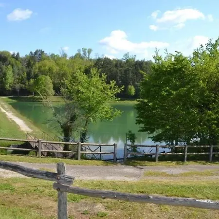 Camping 4 étoiles - Piscine - Ccbecdi Gourdon-en-quercy